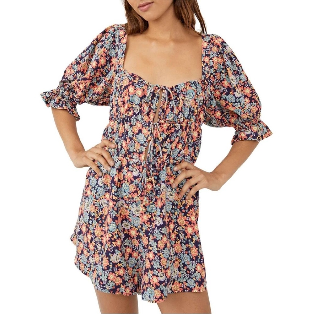 Free people 🌹Floral Puff Sleeve Top - Picture 3 of 17